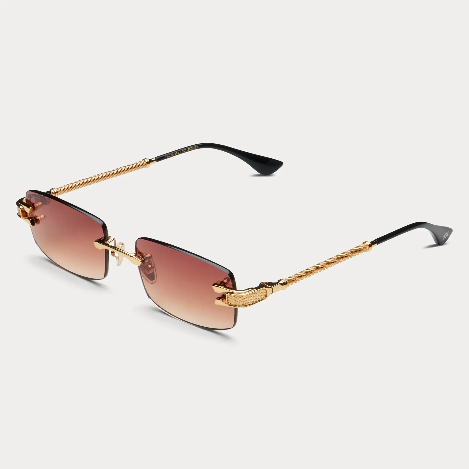 MAGNUS_3:4 VIEW_BRN:GLD